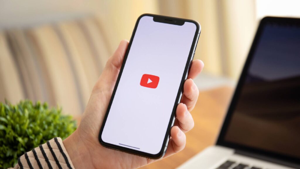 How-to-Save-YouTube-Videos-on-iPhone
